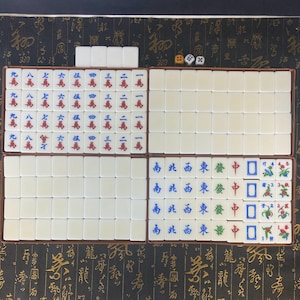 W0935 Vintage large White Hongkong Mahjong Set /Full Set Mahjong/ 144 Mahjong tiles/4 Black Tiles /Total 148 tiles
