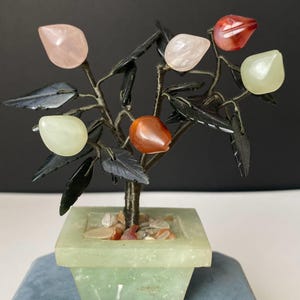 W0891 Vintage Jade Bonsai Tree / Natural Stone Fruits / Jade Jar Base / Home Feng Shui Ornament