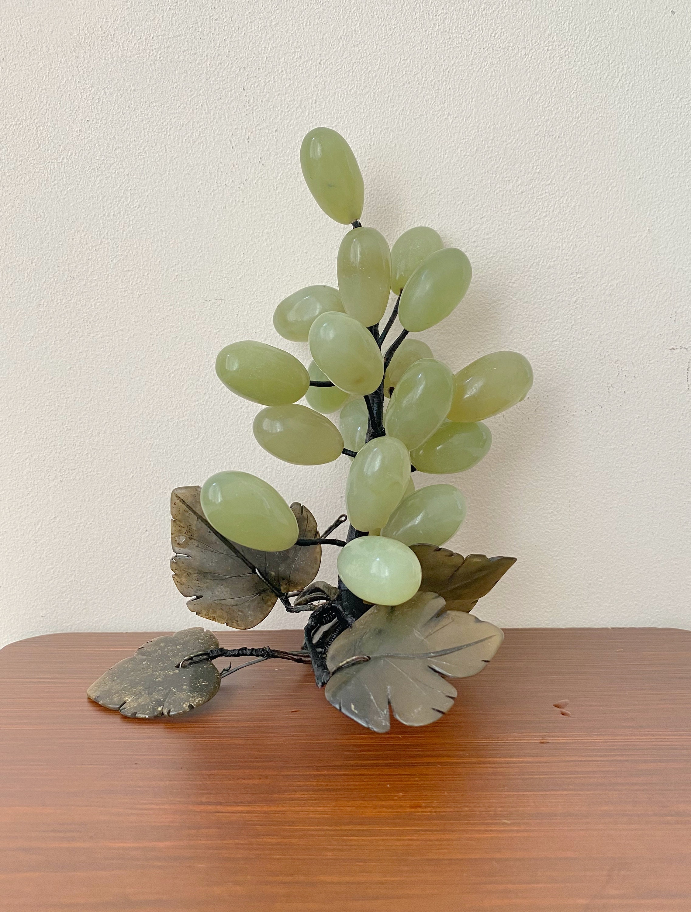 翡翠のブドウの房 - Etsy 日本