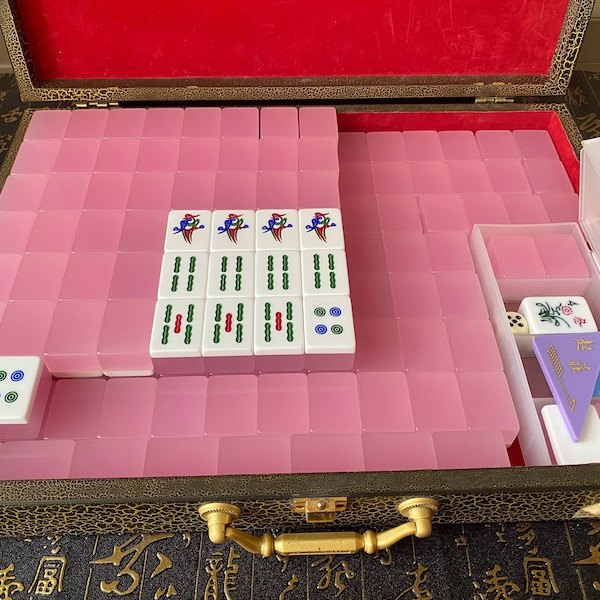 W0072 Vintage / Chinese  Mah Jong game/Large Mah Jong /Full set /rear  pink color/made  in Japan