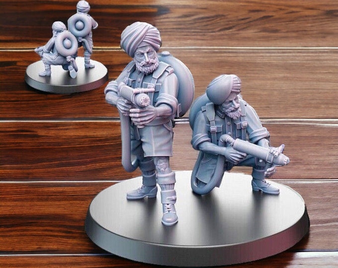 WWII Indian Sikh Flamethrower Team, ideal Bolt Action 28mm 1/56 Wargames and Collectors Figures by Kyoushuneko for Garrison Miniatures