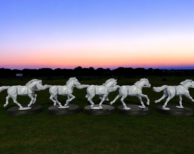 Galloping Horses 28mm 1/56