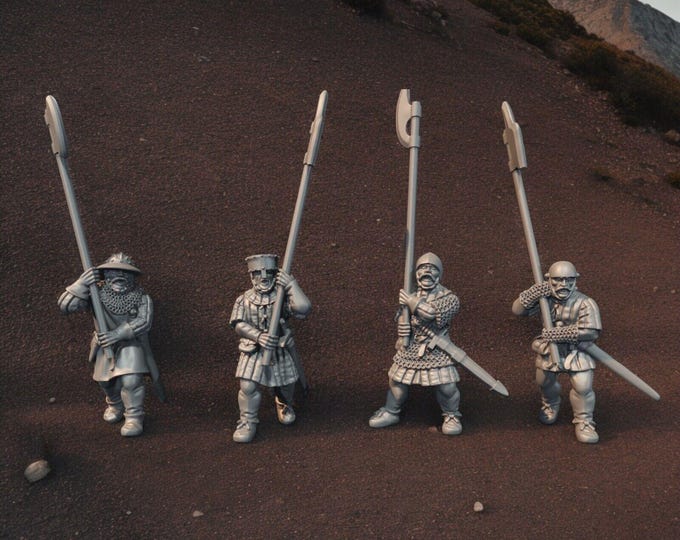 13thC Billmen Advancing 28mm 1/56