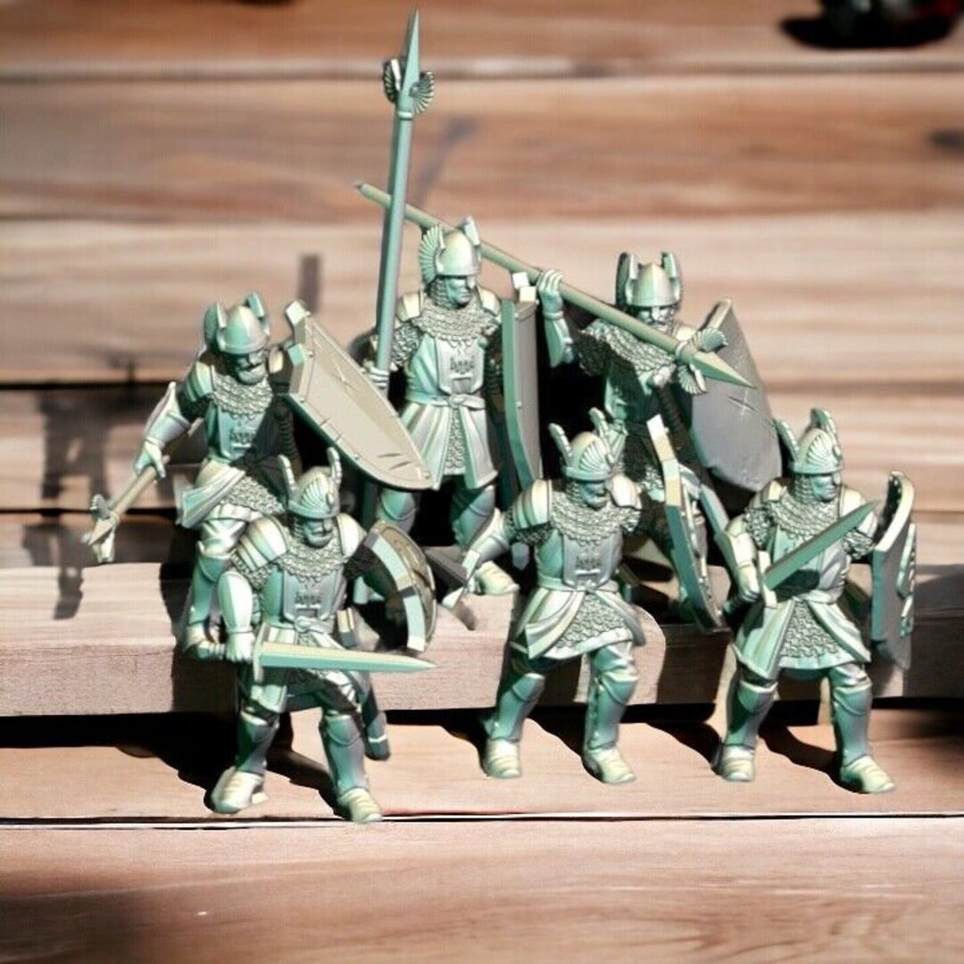 Shieldmaidens With Axes - 28mm Ideal For Vikings/Rohan Etc