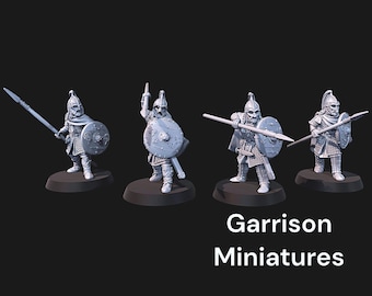 Thanes on Foot With Spears 28mm 1/56