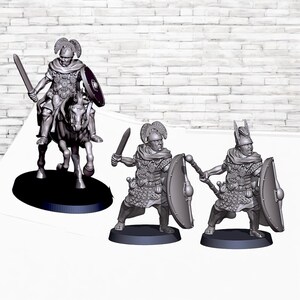 Roman Republic Officers X3 28mm Saga Carthage Hail Caesar Unpainted Wargames and Collectors Figures by Garrison Miniatures