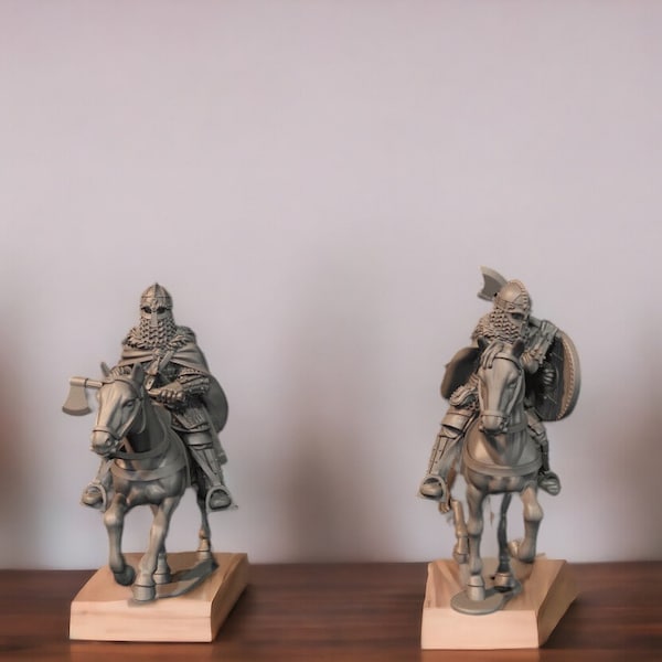 Mounted Jutish Hearthguard  - ideal for Rohan, Saxons, Dark Ages MESBG etc - 28mm Scale Figures for Wargames and Collectors