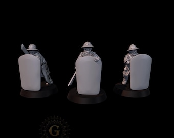 13/14C Medieval Warriors, Early Pavises / Shields 28mm 1/56