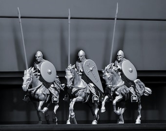 11th C. Spanish Knights with Lances Up 28mm 1/56