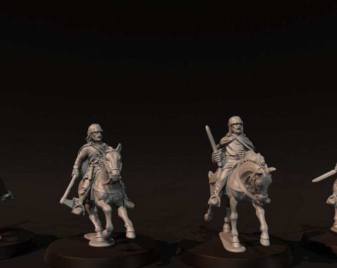 Mounted Carolingians with Hand Weapons 28mm 1/56