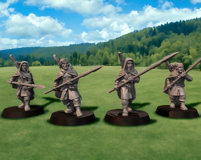 Rangers with Spears   28mm 1/56