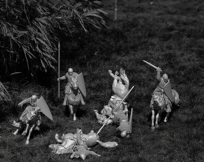 12th Century Knight Casualties 28mm (1/56)