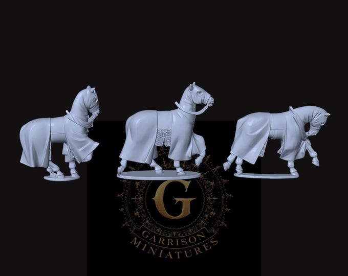 Medieval Robed Horses Chainmail Set of 3: 28mm