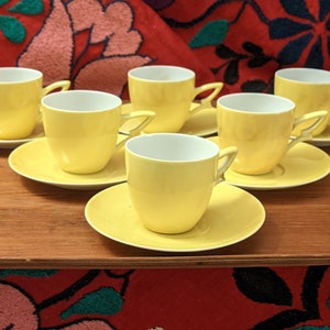 Extremely rare MCM Mid-century ALP Czechoslovakia yellow, eggshell china espresso cups demi-tasses & their saucers 5 available image 2