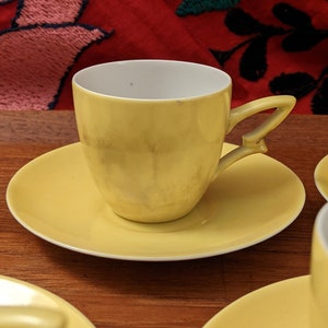 Extremely rare MCM Mid-century ALP Czechoslovakia yellow, eggshell china espresso cups demi-tasses & their saucers 5 available image 3