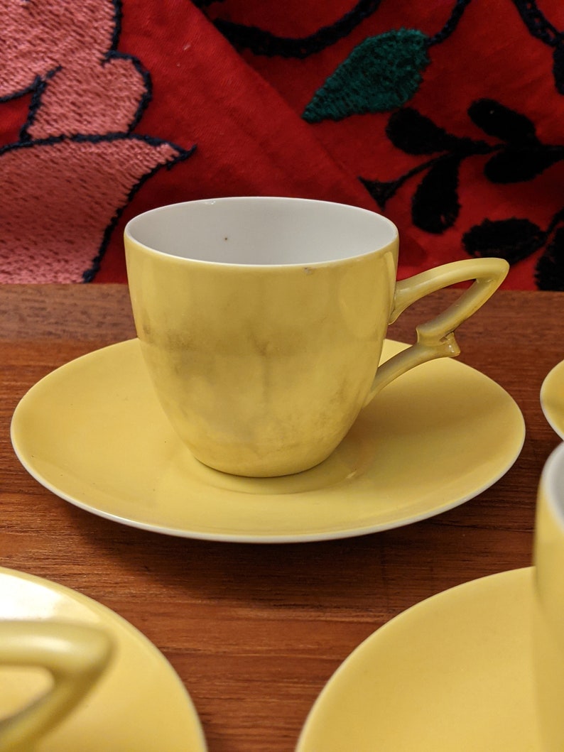 Extremely rare MCM Mid-century ALP Czechoslovakia yellow, eggshell china espresso cups demi-tasses & their saucers 5 available image 3