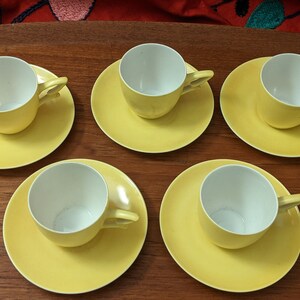 Extremely rare MCM Mid-century ALP Czechoslovakia yellow, eggshell china espresso cups demi-tasses & their saucers 5 available image 6