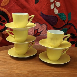 Extremely rare MCM Mid-century ALP Czechoslovakia yellow, eggshell china espresso cups demi-tasses & their saucers 5 available image 7