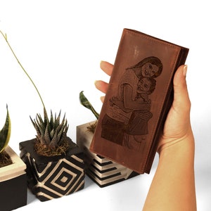 Cartera de correa de mano personalizada, Cartera de cuero genuino de embrague para hombre, Cartera larga de cuero grabada, Cartera de fotos, Regalos del día del padre para él