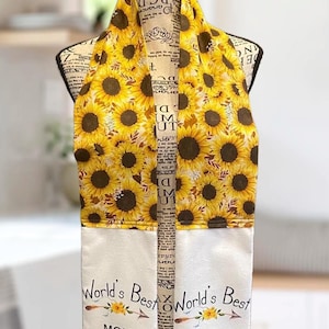 Moms Bakers Boa Chefs Towel -Cook in Style with this Handmade Kitchen Boa - Neck Towel for the Fashionable Chef! Wear and Wipe Handsfree!