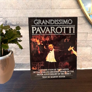 SIGNED Coffee Table Book: Grandissimo Pavarotti (1986) Gift Idea, Coffee Table Decor, Home Decor, Shelf Decor, Book Staging, Signed book