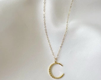 Collier croissant de lune de lune