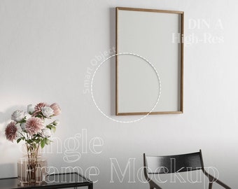 Enkele houten mockup Fame, Thin Art Print Frame Mockup, Modern minimaal interieur PSD-sjabloon, Art Poster Mockup, ISO DIN A verticaal Mockup