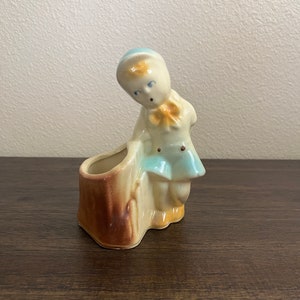 Vintage SHAWNEE Planter Figurine