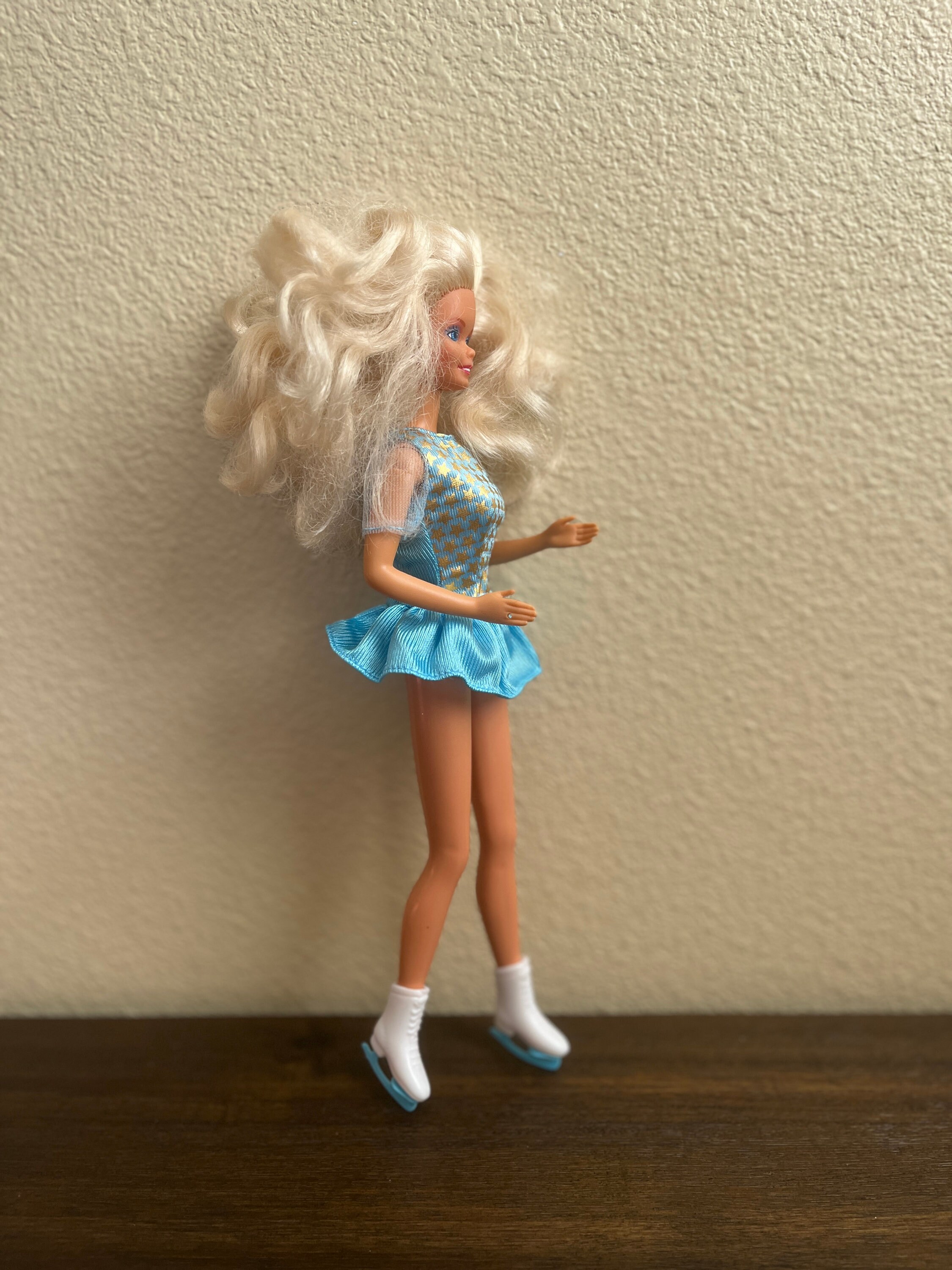 1990s Ice Skating Barbie Skates and Outfit - Etsy
