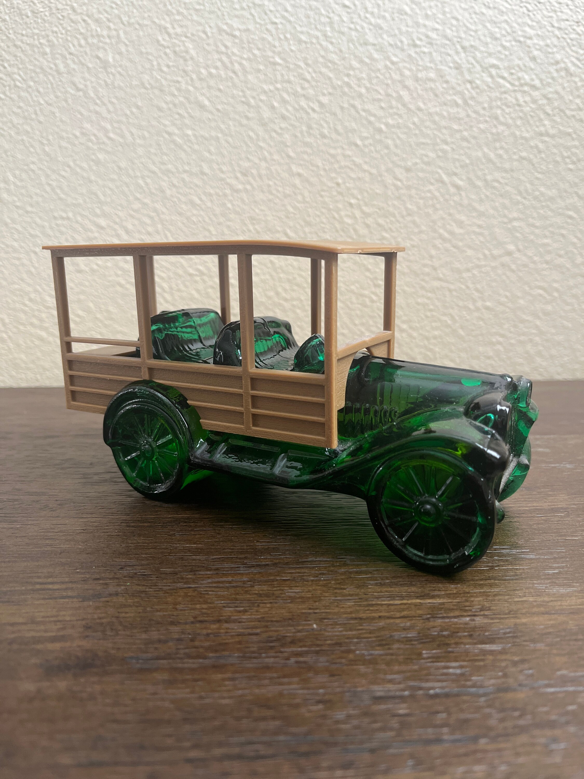 Vintage Avon Station Wagon Tai Winds Aftershave *full Bottle*