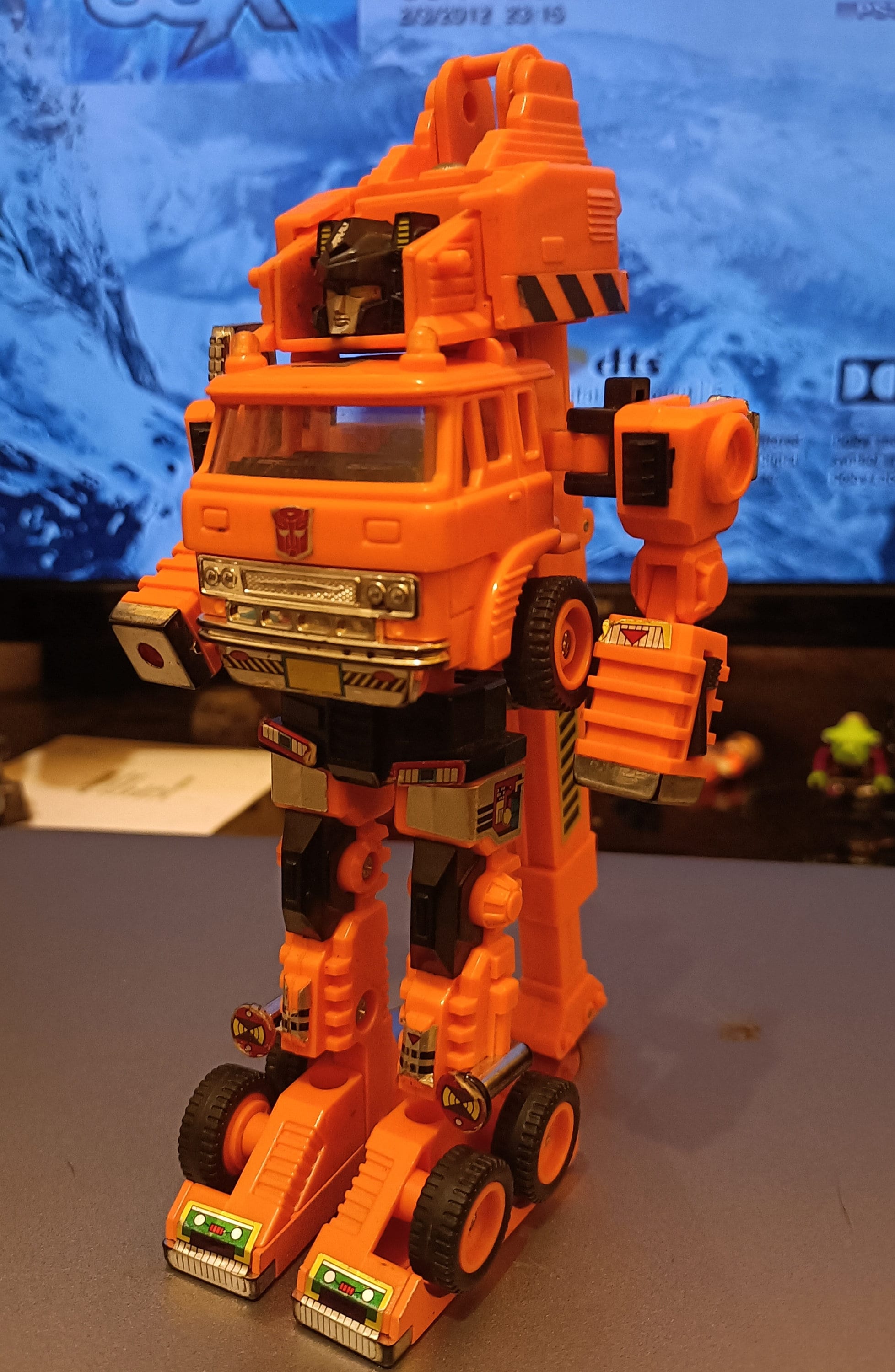 Rare!! Vintage Transformers Action Figure! G1 Grapple 1985
