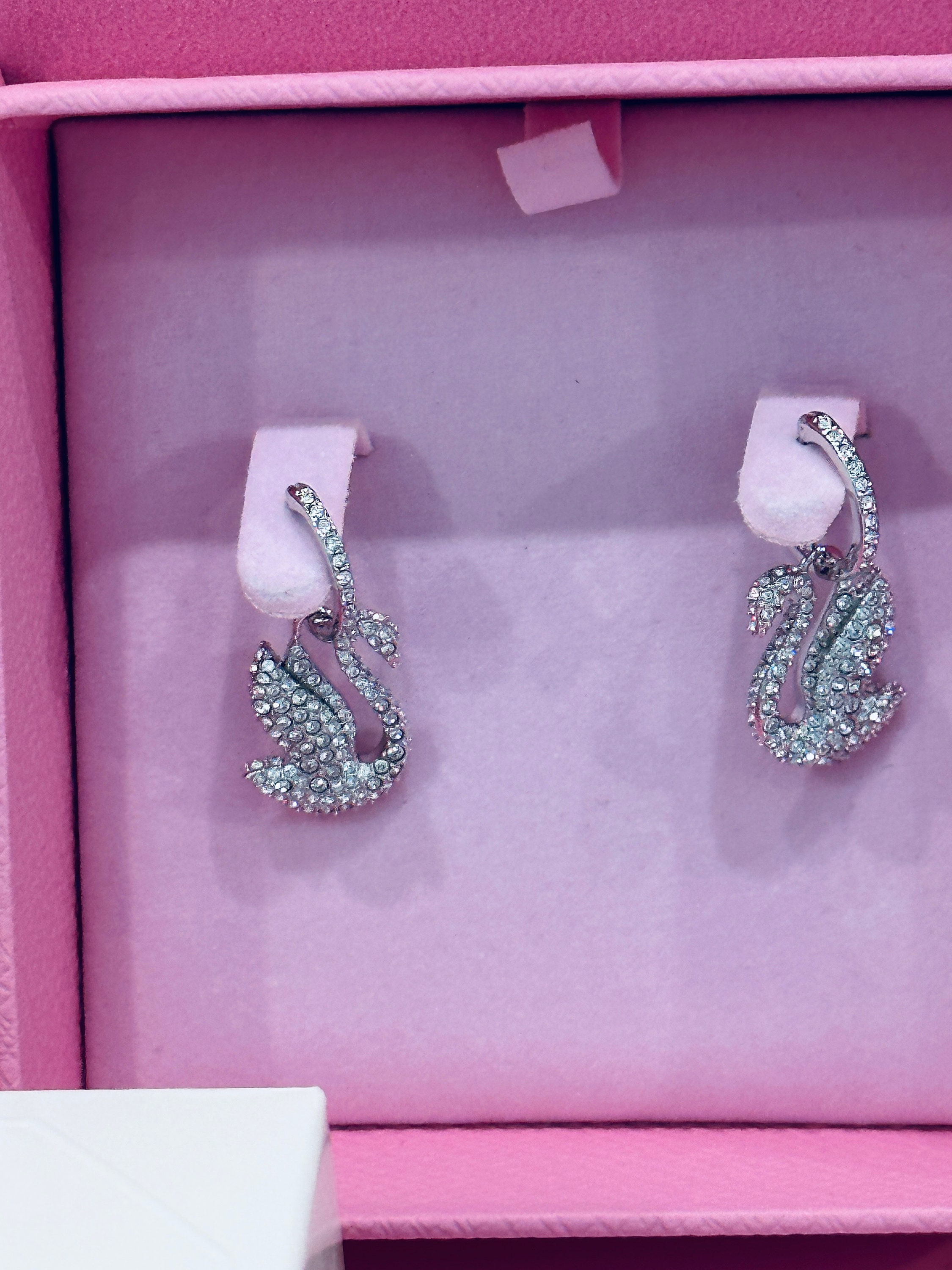 Swarovski Iconic Swan Drop Earrings - Silver