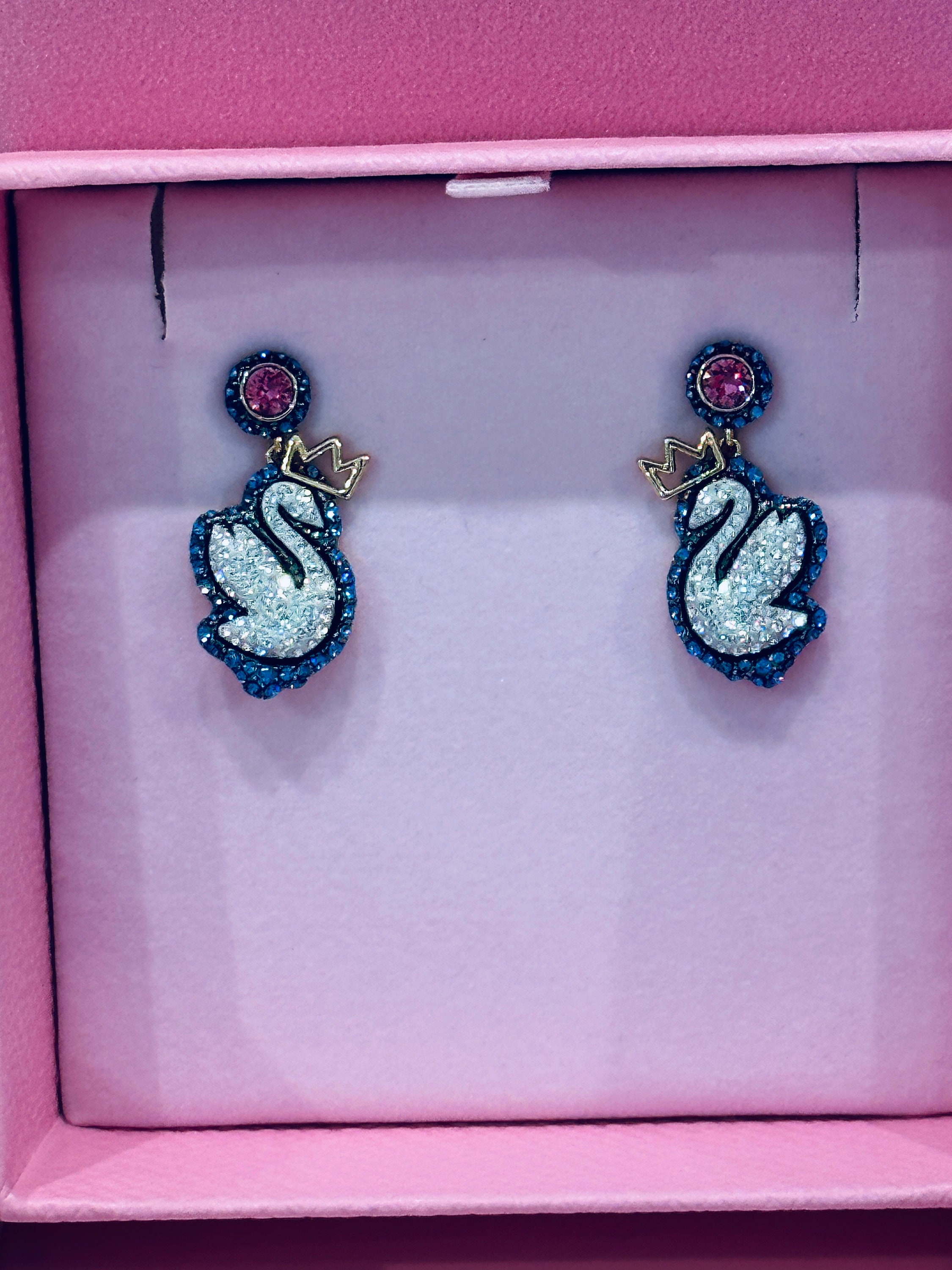 Cute Elegant Swan Pearl Earrings – Mugdha Jewellery