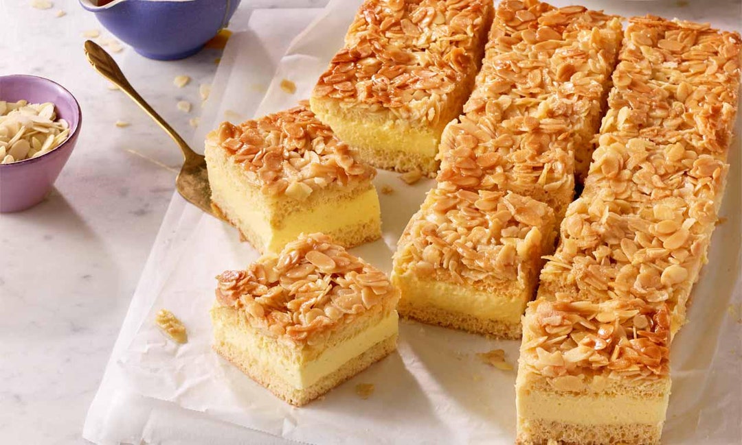 Best AUTHENTIC German Bienenstich (bee Sting Cake) Recipe – Traditional ...