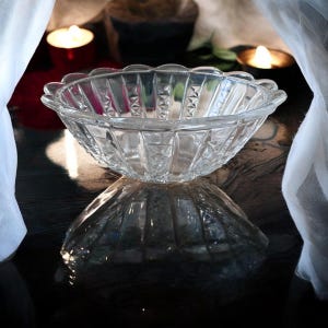 Glass vintage, Offering dish, Altar Dish, Wicca Pagan spirtual work spellwork, Witch Gift