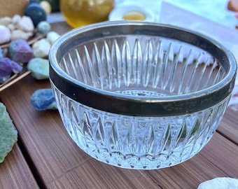 Offering Bowl, Crystal Altar Bowl with Silver Lid – Cut Glass Witchy Display Vessel