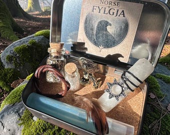 Animal Spirit Guide Eagle, Norse Fylgja Kit, Travel Altar, Beeswax Candle