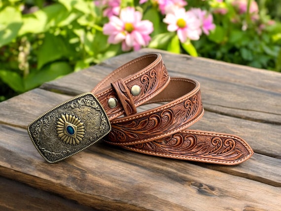 Belt with removable buckle clearance