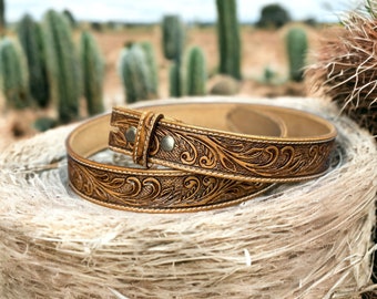 Western Floral Gravierte Ledergürtel Nachgeschliffener 100% echter Gürtel aus Vollkorn-Rindleder mit 1-1 / 2 "breitem Leder-Schnappgurt