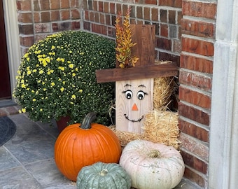 Handmade Wooden Scarecrow Sign – Fall Farmhouse Decor for Mantel, Shelf, Entryway, or Outdoor Display