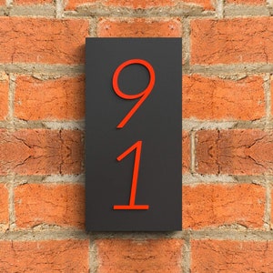 Números de casa verticales personalizados, placa de número de dirección vertical, regalo de calentamiento de casa personalizado, regalo de boda, números de casa rojos