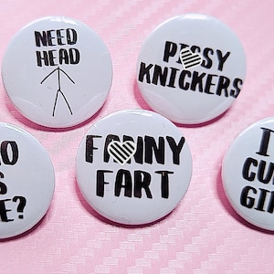 Mugged Off Mini Pin Badges et porte-clés - Contenu coquin et mature