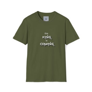 The King is Coming - Jesus Modern-fit Tee