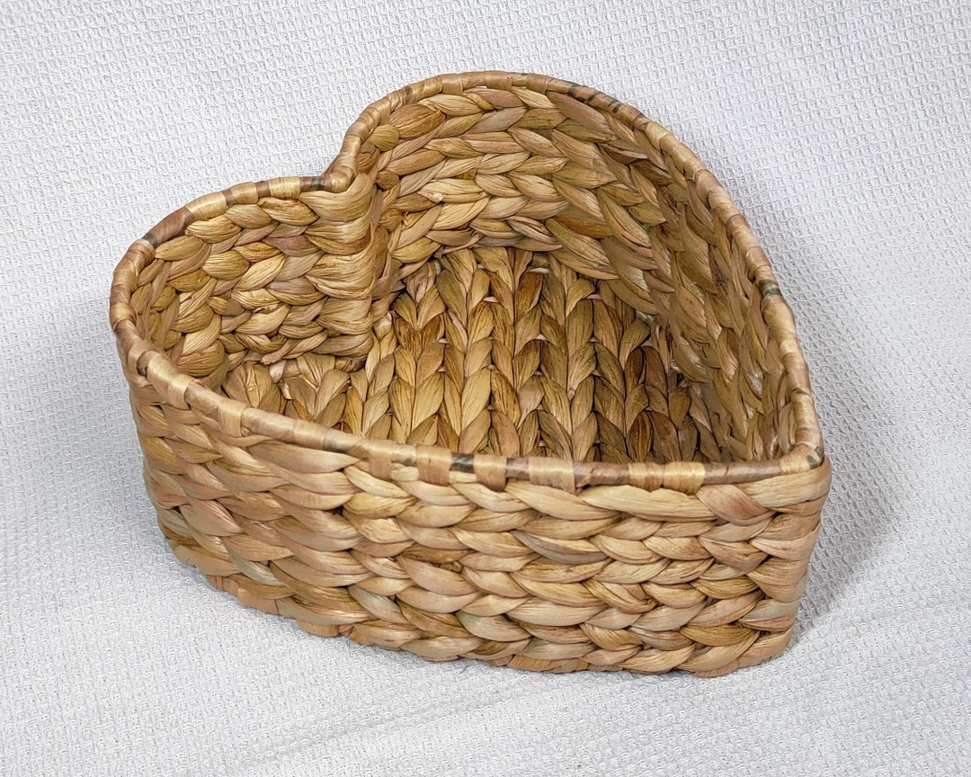 Water Hyacinth Basket 100 Natural and