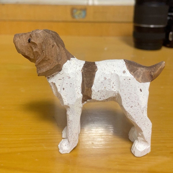 Statua di cane in legno fatta a mano, Figurine di cane, Cane di legno, Cane di legno, Figurine così carine, Oggettistica per la casa, Cane di legno intagliato, Cane di legno, Regalo per papà