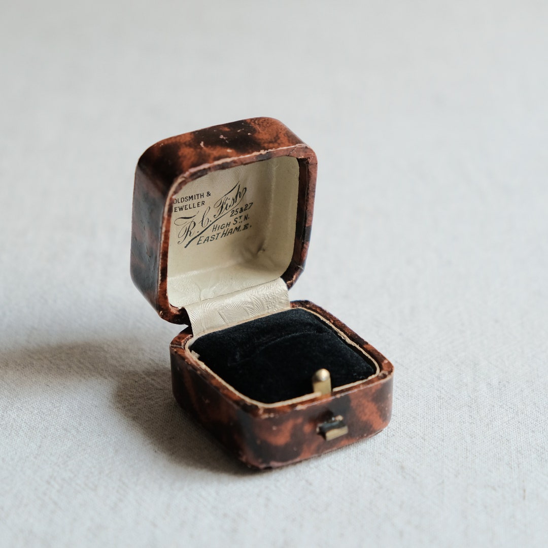Antique Vintage Ring Box - Etsy