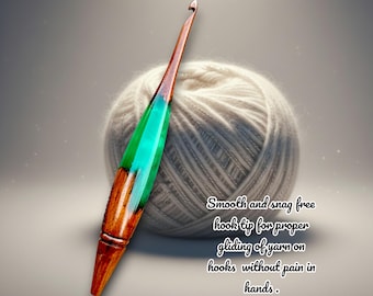 Handcrafted Resin Crochet Hook – Ergonomic Reclaimed Wood Fiber Art and mothers day gift