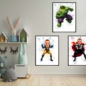 Benutzerdefinierte digitale Superhelden Portrait Karikatur, personalisierte Marvel Thor Cartoon Karikatur, digitaler Hulk Druck, Avenger Figur für Jungen Zimmer