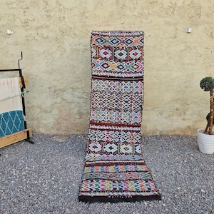 Authentic Taznakht Moroccan Kilim Runner Rug 84x271 cm - Handwoven Geometric Tribal Flatweave - Burgundy Wool Berber Runner 2.8x8.9 ft