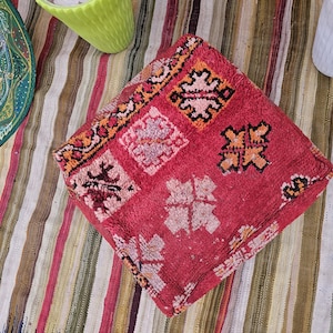 Vintage Moroccan Floor Cushion Pouf,Handmade pouffe,Vintage Ottoman,Moroccan Kilim Pouf,Beni Ourain Pouf,Square Poof cover